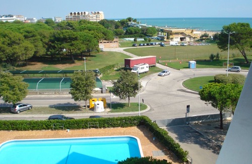 Porto Santa Margherita Apartment | Beautiful Seaview Flat with Pool and Spa Amenities