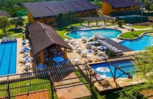 Novo Gravata Apartment | Pet-Friendly Flat Winterville 217 with Oceanfront Pool
