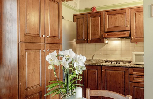 Montepulciano Apartment | Exclusive Flat with Private Terrace, Pool & Spa for Families