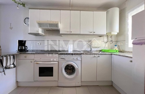 Cambrils Apartment | Edif. Balí: Family-Friendly Two Bedroom Apartment with Pool