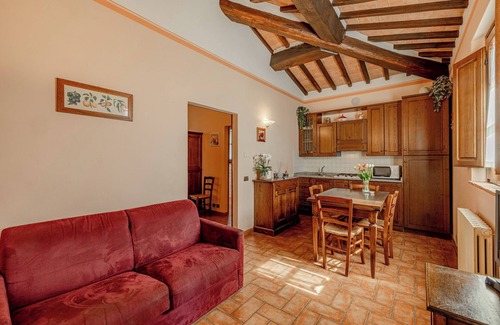 Montepulciano Apartment | Inviting Flat with Ocean View, Pool & Spa in Wine Estate