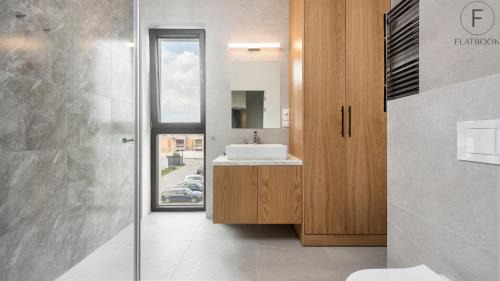 Orlinki Apartment | Indulge in Yacht Harbor Apartments Sol Marina 4-Star Retreat