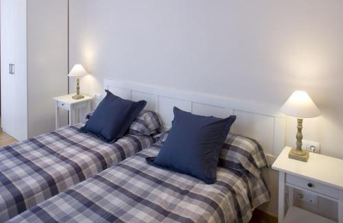 El Raval Apartment | Discover Flateli Pelai: Family-Friendly 4-Star Retreat
