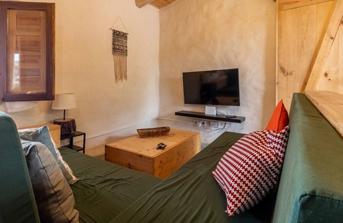 Santa Maria de Guia de Gran Canaria Cottage | Flatguest Casas Tazirga A - Terrace - Views - Communal Pool