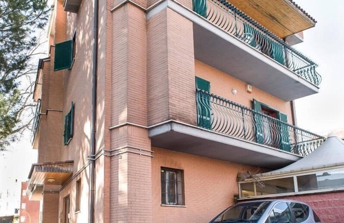 Ponte Galeria-La Pisana Apartment | Top-Rated Flatinrome Fiera: Pet-Friendly Two-Room Retreat