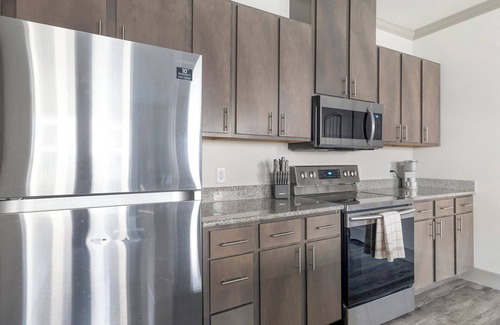 Manor Apartment | Flats 1BD 6 - One Bedroom Apartment, Sleeps 2