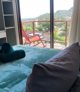 Floresta Velha House | Oceanfront Retreat: Flats Baia dos Porcos, Rated 9/10