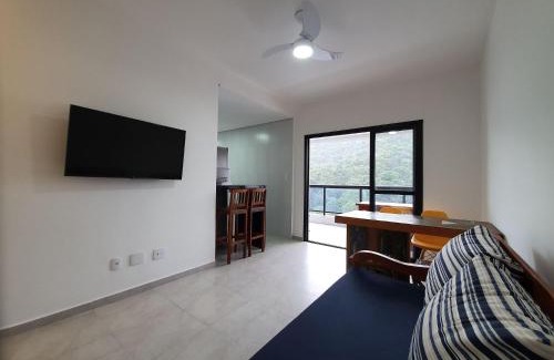 Pitangueiras Apartment | Oceanfront Flats Capitania Varam Pitangueiras for Families