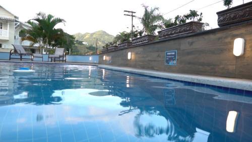 Garatucaia Apartment | Inviting Flats Catamarã: Private Beach & Ocean Views