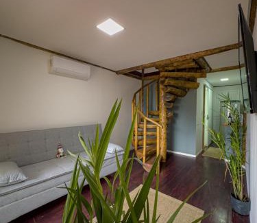 Vila do Abraao Apartment | Pet-Friendly Flats do Pe na Areia with Hot Tub & High Ratings