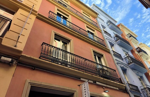 Sant Francesc Apartment | Comfortable 3-Bedroom Flat with Spa and Pet-Friendly Stays