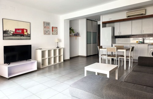 La Xerea Apartment | Pet-Friendly Flats Friends Tetuan with Spa & Kitchen Access