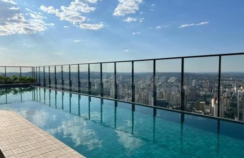 West Sector Apartment | Vida Urbana - Allure: Family-Friendly Oasis with Hot Tub