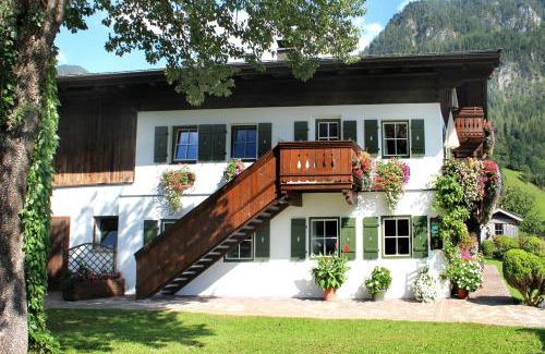 Lofer House | Kid-Friendly Retreat at Flatscherbauer - Rated 10/10!