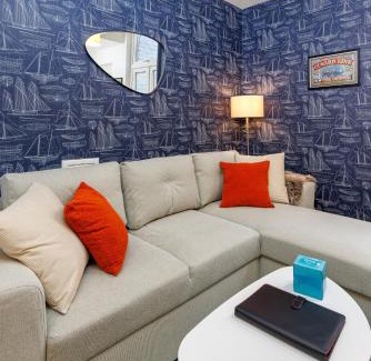 Sefton Park Apartment | Iconic Beatles Home in Liverpool - Family Friendly Stay