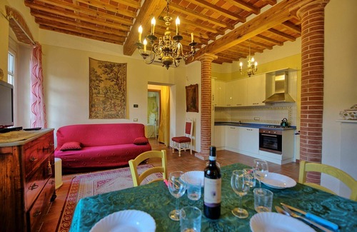 Santa Maria del Giudice Apartment | Discover Flavia 5 - Poolside Retreat in Lucca, Tuscany