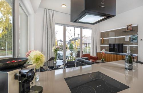 Heviz Apartment | Relax at Flavius Spa Residence: 4-Star Oceanview Retreat
