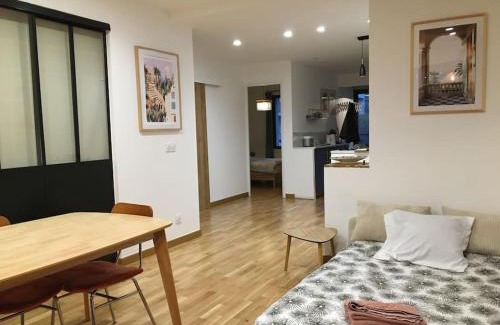 Le Pharo Apartment | Coastal Retreat: FLC - Catalans 2BR Near Old Port