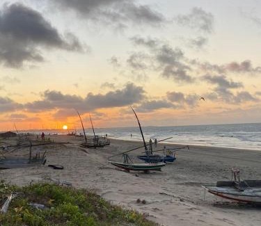 Flecheiras House | Oceanfront Flechimar Suítes: Family-Friendly Retreat