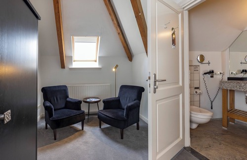 Baarlo Hotel | Elegant Stay at Fletcher Hotel Château De Raay, 4-Star Retreat