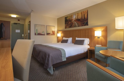 Hoevelaken Hotel | Discover Fletcher Hotel - Restaurant De Klepperman: 4-Star Retreat