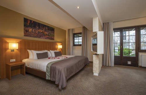 Hoevelaken Hotel | Discover Fletcher Hotel - Restaurant De Klepperman: 4-Star Retreat