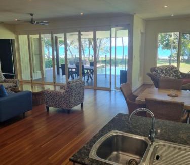 Mission Beach House | Discover Fleur De Mayo: Family-Friendly with Pool Access
