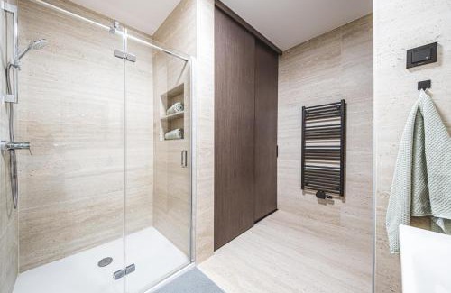Zagreb Apartment | Flex SelfCheckIns 184 - Zagreb - 2 Bedrooms - Parking - Balcony