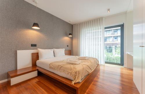 Se Apartment | FLH Funchal Elegant Apartment with Pool & Balcony