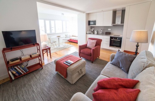 Merces Apartment | Discover FLH Príncipe Real with Scenic Views and Spa