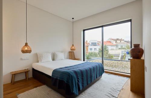 Vilarinha House | Tranquil Porto Haven with Pool - 4 Star Rated Escape