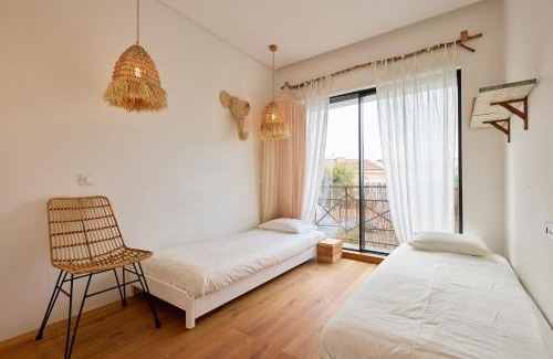 Vilarinha House | Tranquil Porto Haven with Pool - 4 Star Rated Escape