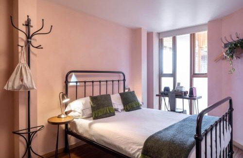Litlington Hotel | Flint Barns at Rathfinny Wine Estate: Pet-Friendly Retreat