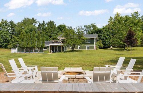 Williamsburg House | Explore Flintfield Horse Park's Backyard - Traverse City, MI
