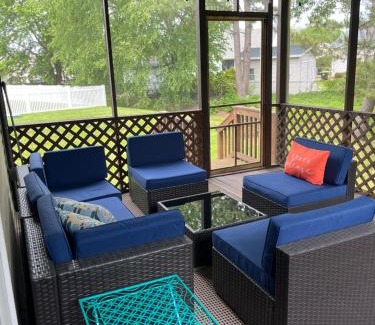 Maplewood House | Flip Flop Drop - Rehoboth Beach - Community Pool!