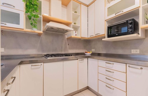 Recoleta Apartment | Comfortable Fliphaus in Recoleta with Pet-Friendly Amenities
