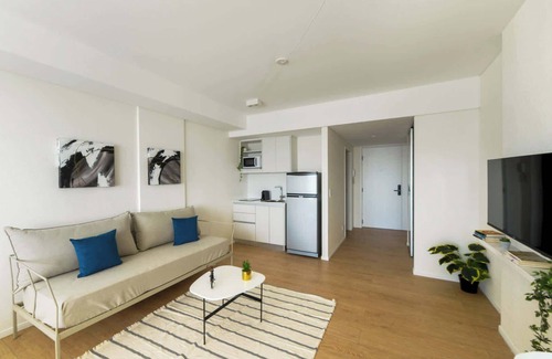 Belgrano Apartment | Stylish Fliphaus + BE Libertador Loft for 3 Guests