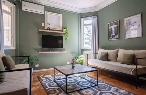 El Centro Apartment | Pet-Friendly Fliphaus: 2 Bd Near Calle Florida, Rated 10/10