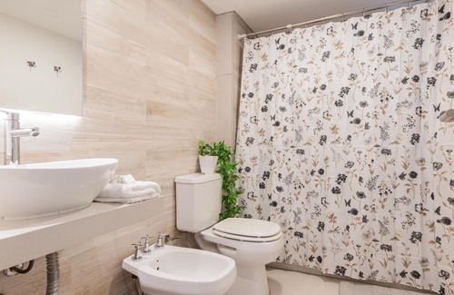 Colegiales Condo | Family-Friendly Fliphaus with Pool & BBQ in Salvador