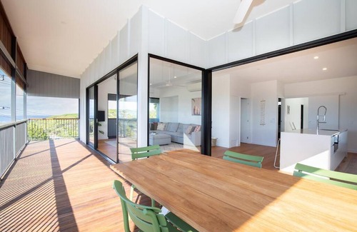 Point Lookout House | Experience Ocean Views and Plunge Pool at Float on Cylinder