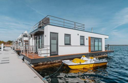 Vetschau/Spreewald House | Unforgettable Floatinghouses Spreewald with Oceanfront Views