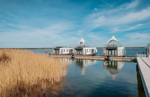 Vetschau/Spreewald House | Unforgettable Floatinghouses Spreewald with Oceanfront Views