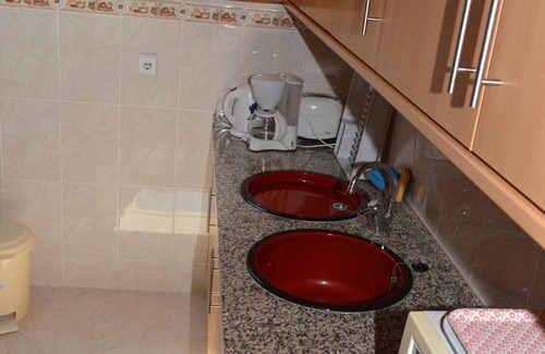 Vila Verde Apartment | Relax at Quinta de Revenda: Pool & Oceanfront Escape