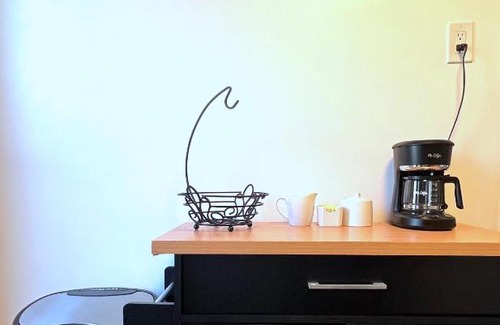 Bedford-Stuyvesant Apartment | Historic Brownstone Floor-Thru Apartment with Great Amenities