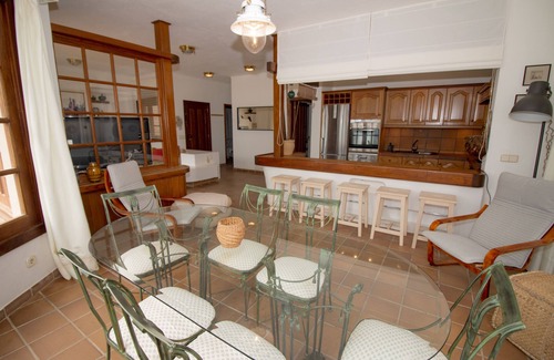 Caleta de Sebo Ski Chalet | Relaxing Oceanfront Stay at Flor de Cactus, La Graciosa