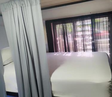 Barrio Pilo Hostel | Flor de Fortuna
