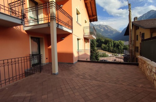 Temu House | Flora Alpina Apartments- Arnica three-room apartment with large terrace