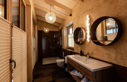 Ellmau House | Flora - The Ideal Garden Hotel with Spa & Pool Access