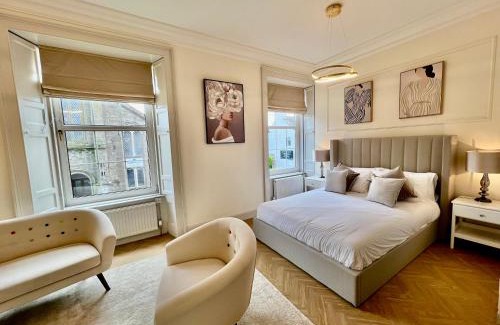 Auchterarder House | Elegant Stay at 'Flora' in Allandale ApartHotel