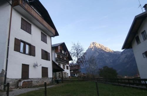 Sappada House | Flora Quinz: Pet-Friendly Retreat with 9.4/10 Guest Rating